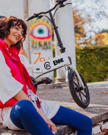 ENNE ZEROの核心技術公開　“走行ペダル×20km/h上限”を支えるAI制御のダイナミックブレーキ